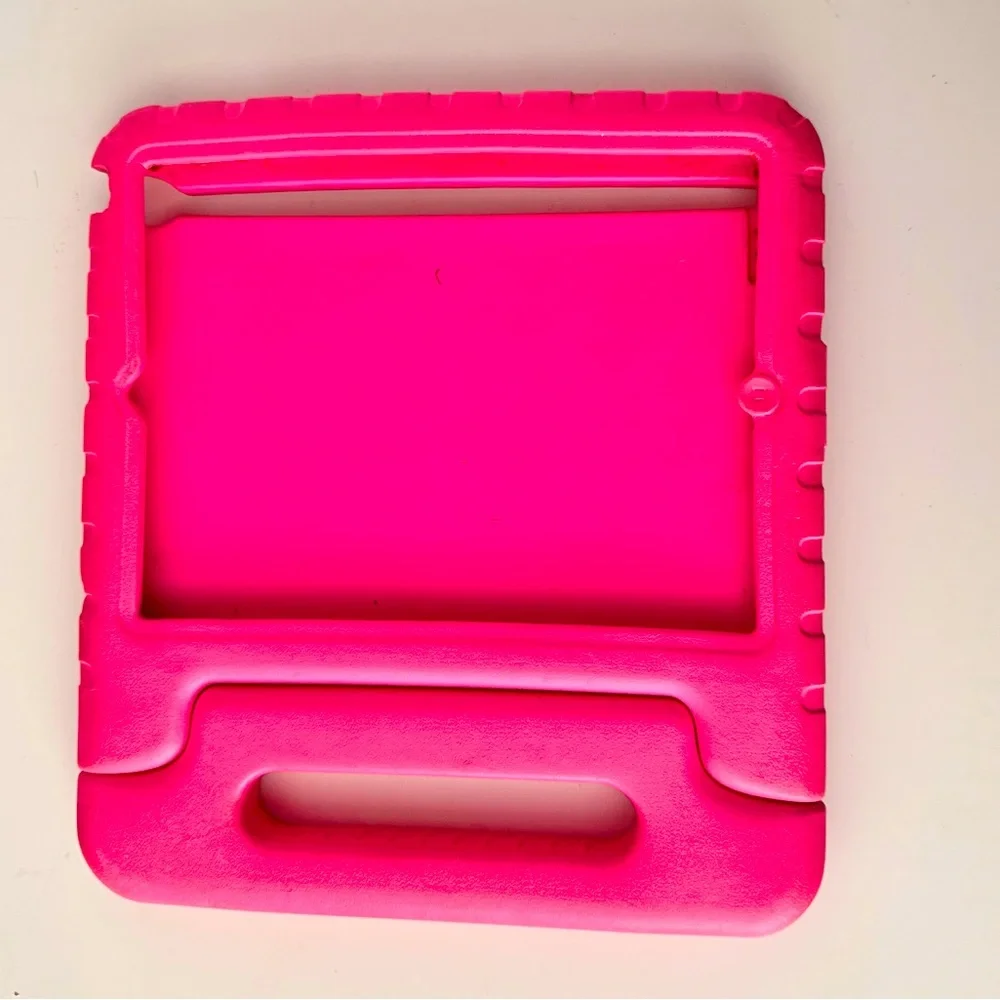 iPad Dynamo Foam Protective Carrying Case w Easy Grip Handle • Hot Pink